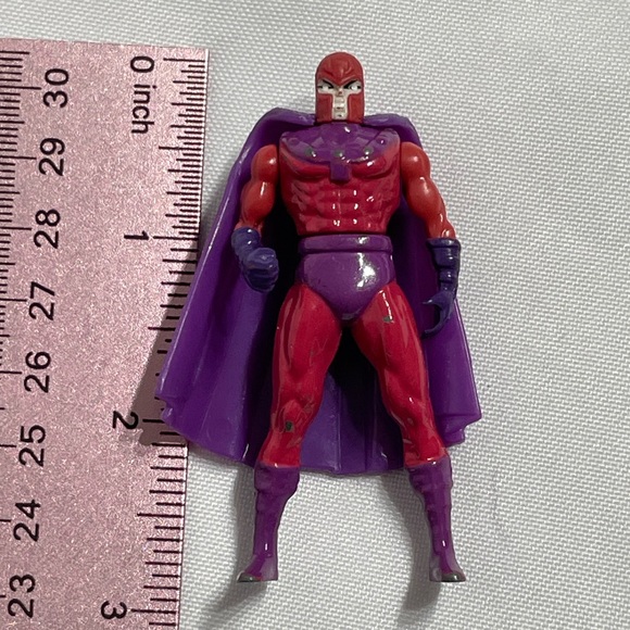 Vintage 1994 Marvel 3” die cast XMen Magneto posable figure some wear on paint - Picture 2 of 5